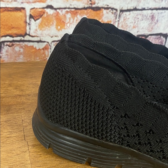 Skechers Black Seager Scalloped Collar Knit Slip-on Classic Fit Loafer Sz 10 - Picture 5 of 15